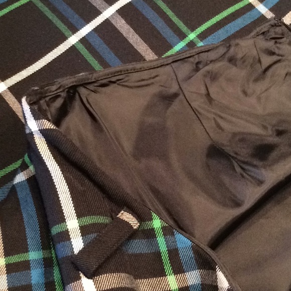 Nine & Company Petite by Nine West Plaid Skirt - Picture 7 of 7